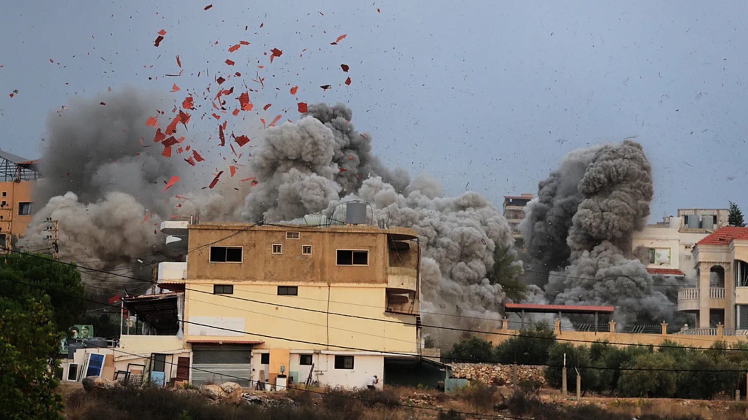 ارتفاع حصيلة قصف الضاحية الجنوبية إلى 5 شهداء