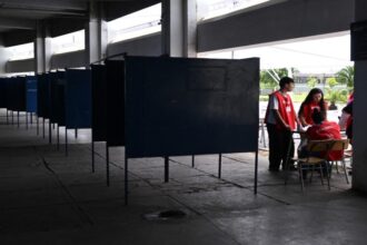 تشيلي تنتخب رئيسها الجديد بين يسارية متقدمة ويمين متطرف