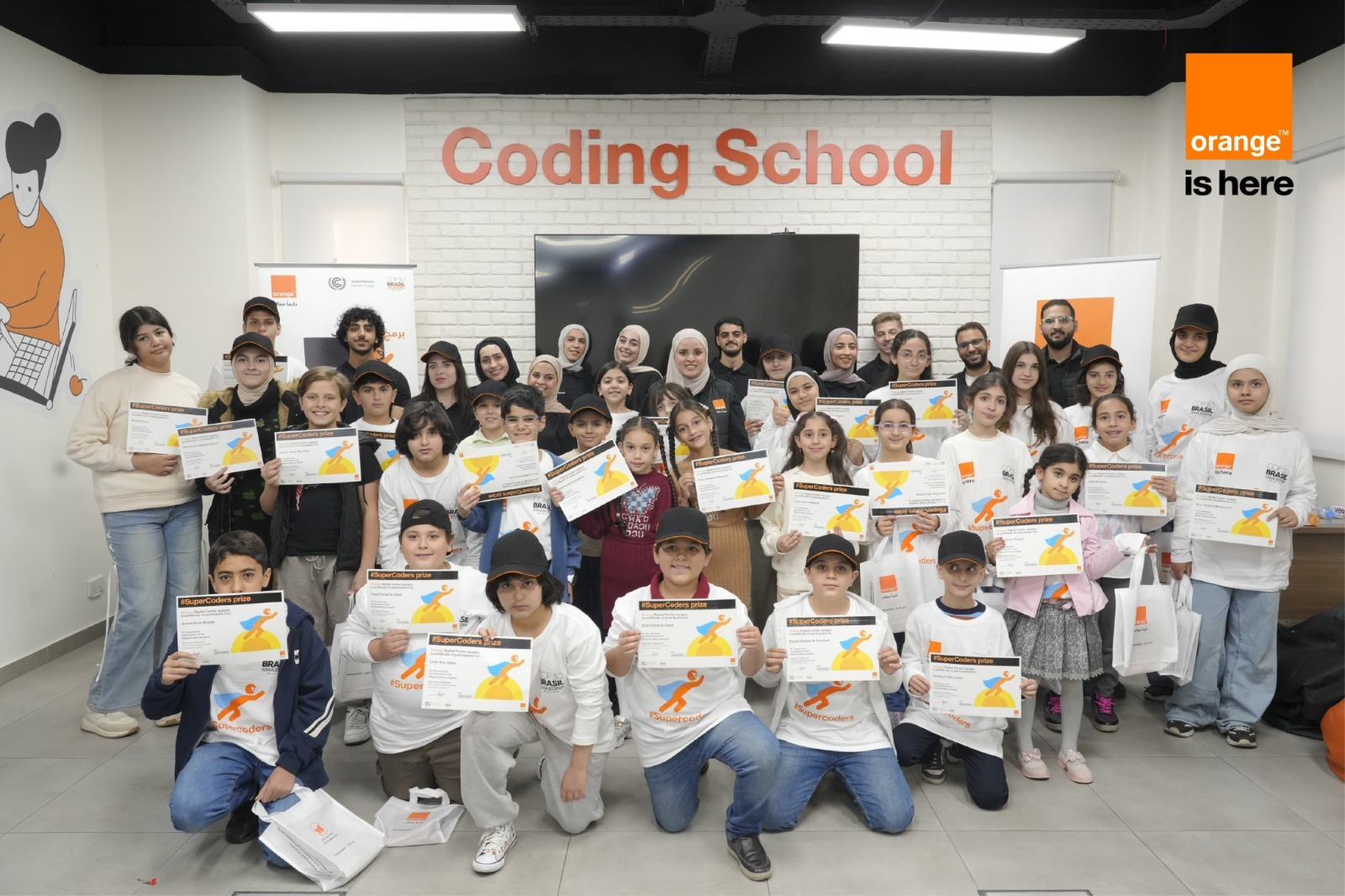 صورة حول : Orange Jordan Empowers Youth Coders for a Sustainable Future with SuperCoders Workshop, in Collaboration with JGBC and Dar Al-Handasah Orange Jordan Empowers Youth Coders for a Sustainable Future with SuperCoders Workshop, in Collaboration with JGBC and Dar Al-Handasah