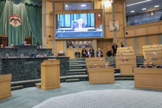 القاضي يدعو النواب لمناقشة رد خطاب العرش الاثنين