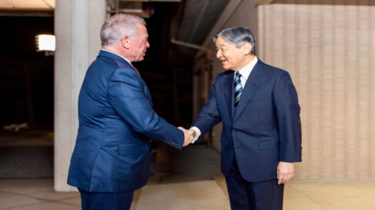 عاجل | الملك يبحث مع إمبراطور اليابان الشراكة الاستراتيجية بين البلدين