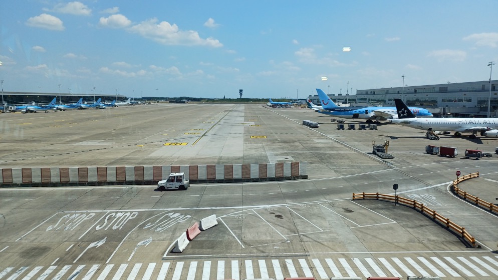 صورة حول : إعادة تشغيل مطار بروكسل بعد إغلاق مؤقت إعادة تشغيل مطار بروكسل بعد إغلاق مؤقت