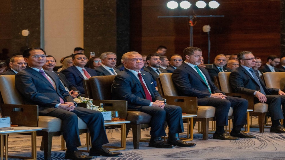 الملك يؤكد أهمية تعزيز التعاون الاقتصادي بين الأردن وفيتنام