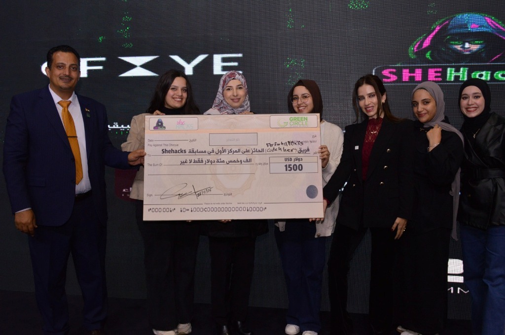 عمّان الأهليّة تفوز بالمركز الأول بمسابقة " SheHacks" بمشاركة 27 جامعة أردنية
