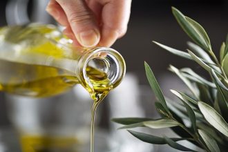 وزير الزراعة: استيراد الزيت سيخفض الأسعار في الأسواق المحلية