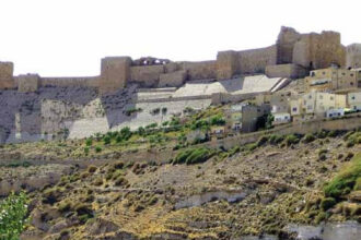 مزارعون في الكرك: الزراعة المائية تمثل حلاً لمشكلات الزراعة التقليدية