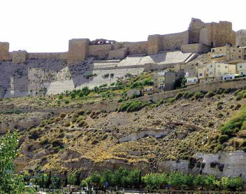 صورة حول : مزارعون في الكرك: الزراعة المائية تمثل حلاً لمشكلات الزراعة التقليدية مزارعون في الكرك: الزراعة المائية تمثل حلاً لمشكلات الزراعة التقليدية