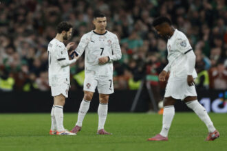 أيرلندا تؤخر تأهل البرتغال لكأس العالم