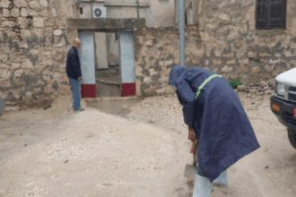 الأمطار تداهم منزلا في منطقة ملكا