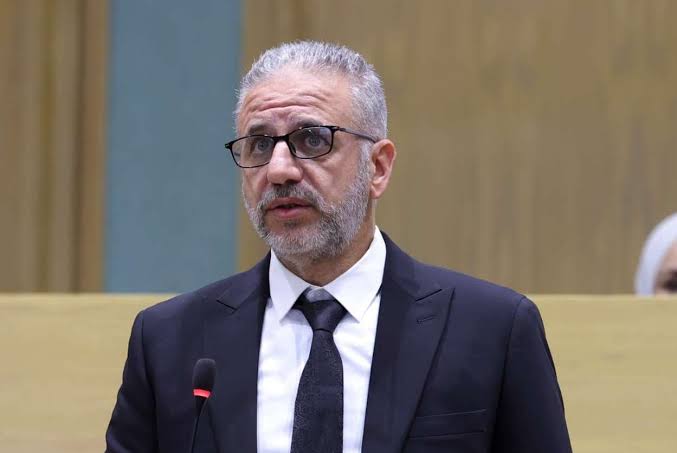 صورة حول : الربيحات يطالب باستكمال “مجمع ولي العهد” بالعاصمة الربيحات يطالب باستكمال “مجمع ولي العهد” بالعاصمة