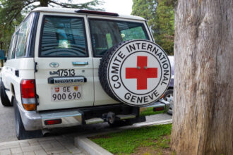 الصليب الأحمر يُعلن خفض ميزانية 2026 بنسبة 17 %