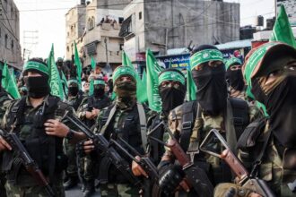 حماس تتهم الاحتلال بخرق الهدنة في غزة.. ونسف متواصل للمباني السكنية