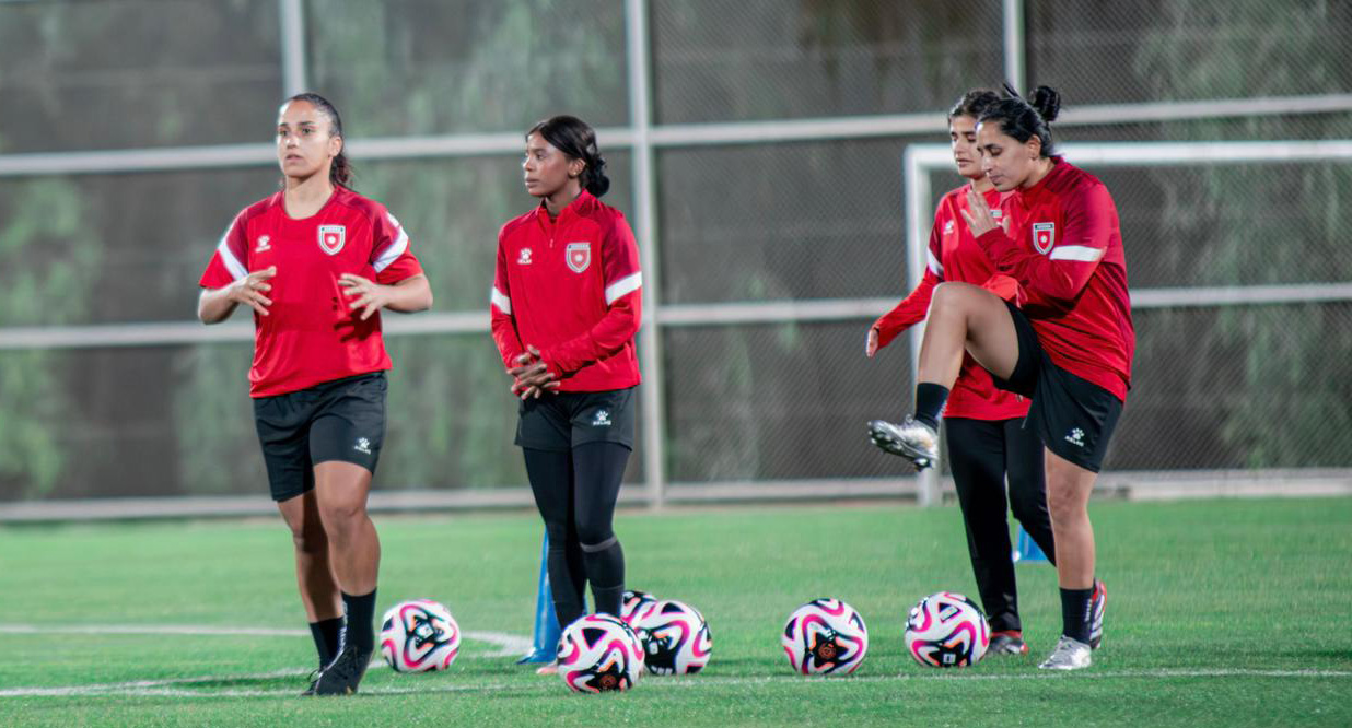 صورة حول : السيدات لكرة القدم يلتقي نظيره الفلسطيني ببطولة غرب آسيا السيدات لكرة القدم يلتقي نظيره الفلسطيني ببطولة غرب آسيا