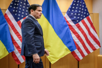 تفاؤل أميركي في جنيف بإمكان التوافق سريعا بشأن خطة السلام في أوكرانيا