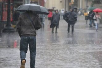 عواصف رعدية على الأبواب.. تطورات سريعة في أجواء المملكة