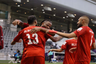 كأس العرب: عُمان والبحرين إلى النهائيات