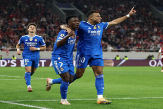 "سوبر هاتريك" لمبابي يعيد ريال إلى سكة الانتصارات