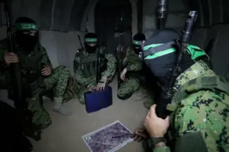 حماس: الاحتلال ينسف الجهود لحل أزمة مقاتلي رفح المحاصرين داخل الأنفاق