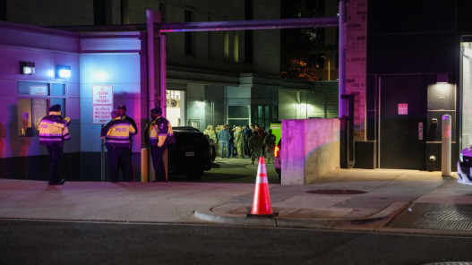 صورة حول : ترامب: وفاة امرأة من الحرس الوطني تعرضت لإطلاق نار ترامب: وفاة امرأة من الحرس الوطني تعرضت لإطلاق نار