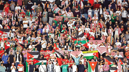 صورة حول : أكثر من 700 ألف تذكرة بيعت لبطولة كأس العرب وسط إقبال جماهيري واسع أكثر من 700 ألف تذكرة بيعت لبطولة كأس العرب وسط إقبال جماهيري واسع