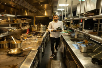 طاهٍ بالذكاء الاصطناعي في دبي