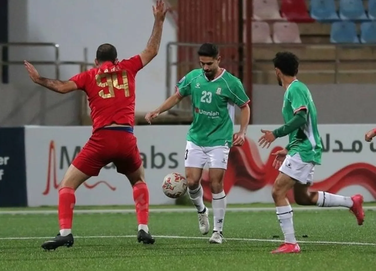 صورة حول : الجزيرة يتخطى الوحدات بهدف في درع الاتحاد الجزيرة يتخطى الوحدات بهدف في درع الاتحاد