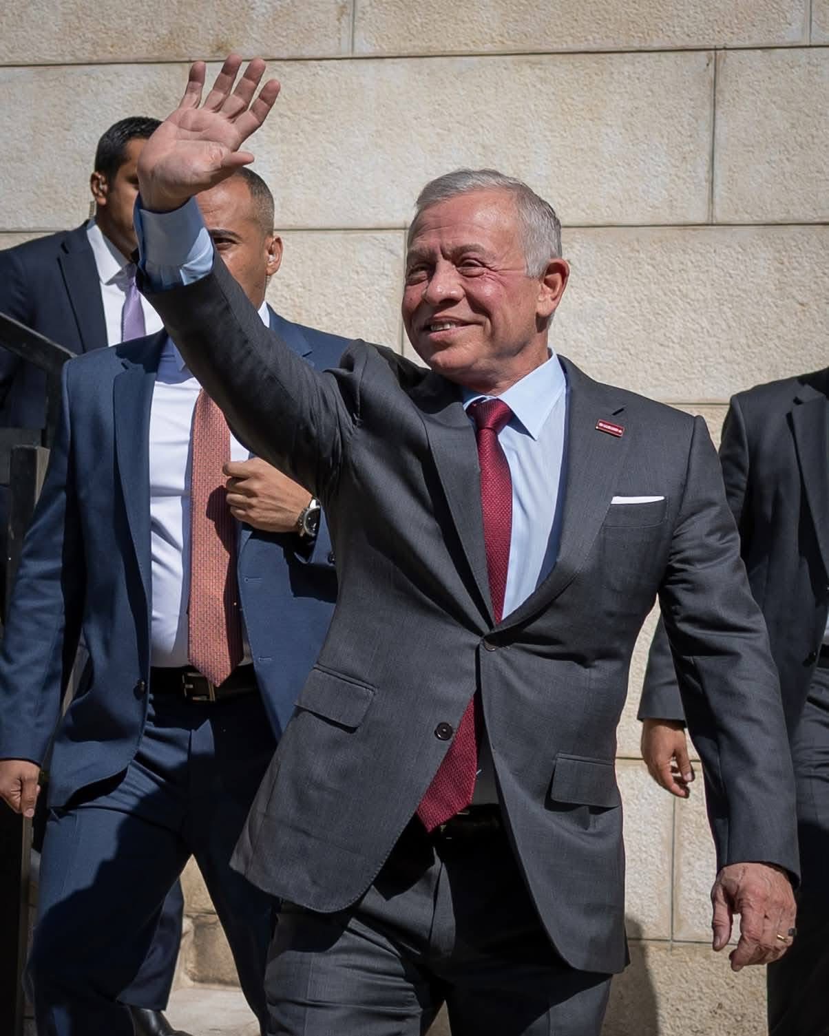 عاجل| الملك يؤكد على تطوير القضاء وتعزيز استقلاليته خلال زيارته للمجلس القضائي