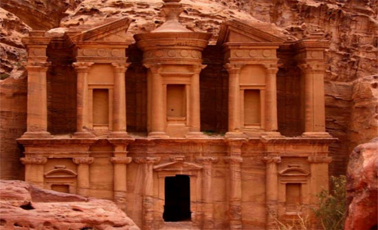 البترا تبحث تعزيز التعاون السياحي مع رجال الأعمال الجورجيين