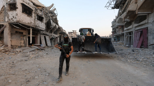 صورة حول : مصر تقترح على حماس تسليم أسلحة رفح مقابل ممر آمن مصر تقترح على حماس تسليم أسلحة رفح مقابل ممر آمن