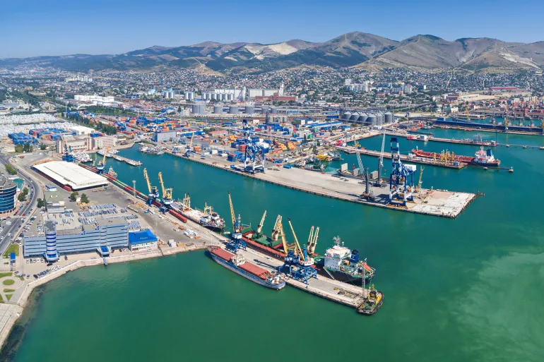 صورة حول : الهجوم على نوفوروسيسك يوقف صادرات النفط الروسية الهجوم على نوفوروسيسك يوقف صادرات النفط الروسية