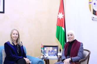 وزيرة التنمية الاجتماعية تبحث مع السفيرة الهولندية تعزيز التعاون في مجالات الحماية والتمكين الاجتماعي