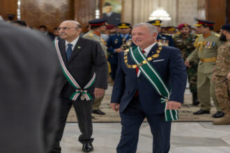 عاجل | الملك يتلقى وسام “نيشان باكستان” تقديرًا لجهوده في تعزيز العلاقات الثنائي