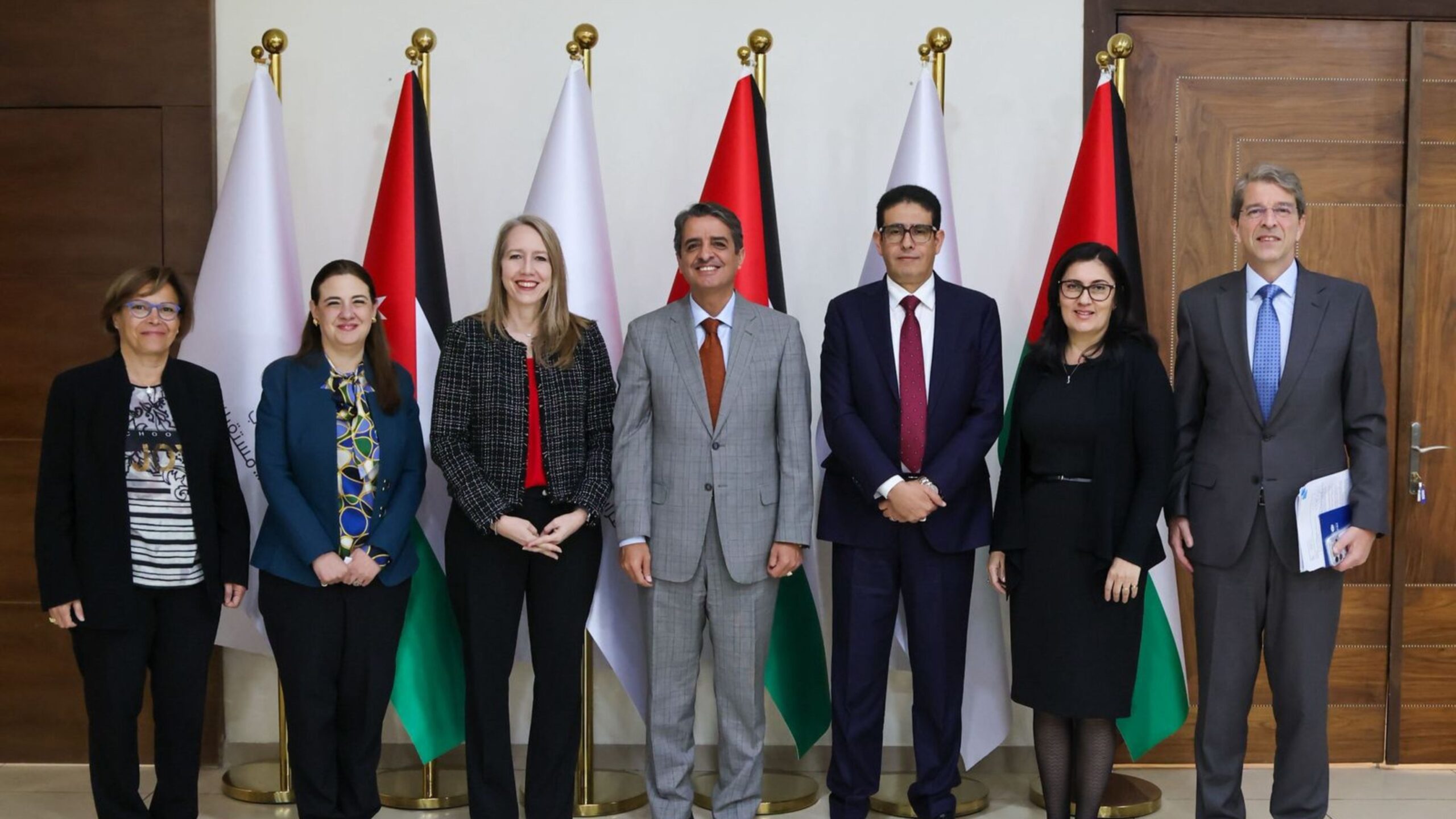 صورة حول : العدوان يلتقي ممثلي وكالات الأمم المتحدة لتعزيز التعاون الشبابي في الأردن العدوان يلتقي ممثلي وكالات الأمم المتحدة لتعزيز التعاون الشبابي في الأردن