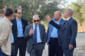 وزير الإدارة المحلية يتفقد بلديات إربد ويؤكد جاهزيتها لفصل الشتاء