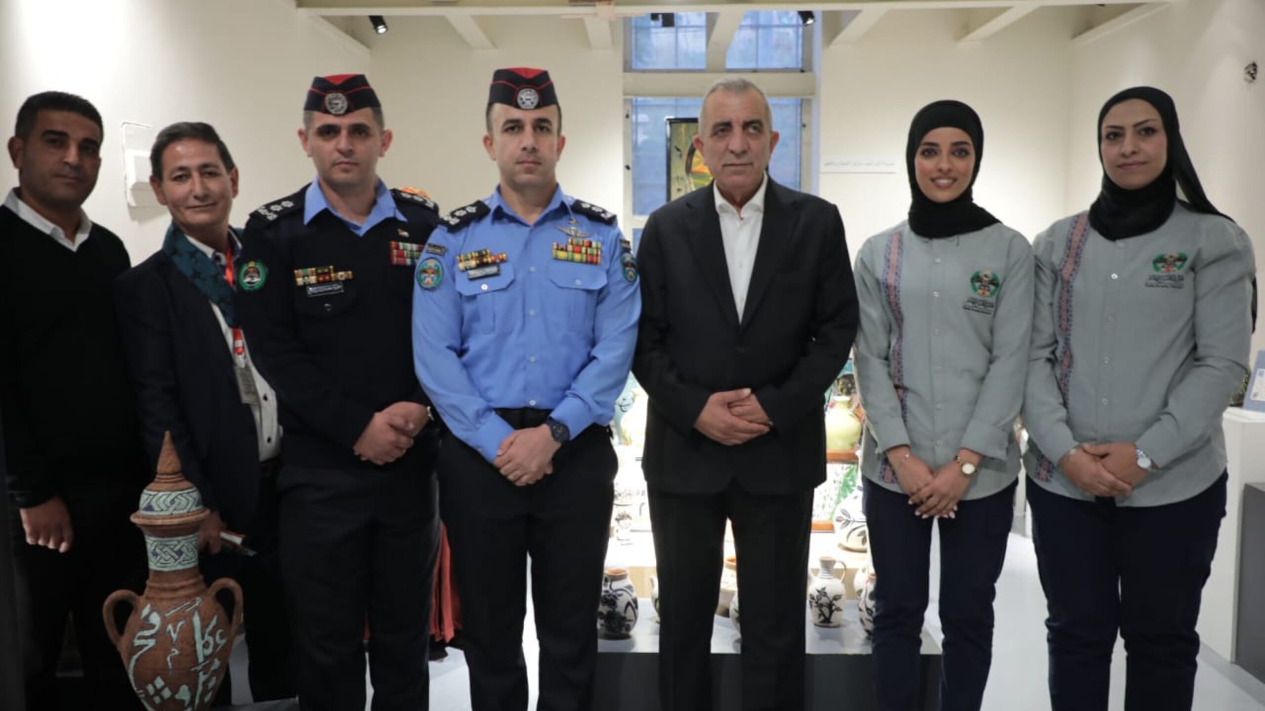 افتتاح مهرجان الخزف والفخار الدولي الأول في عمان برعاية وزير الثقافة