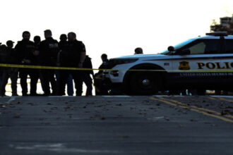 عاجل| الخارجية الأردنية تدين إطلاق النار قرب البيت الأبيض وتؤكد تضامن المملكة مع الولايات المتحدة