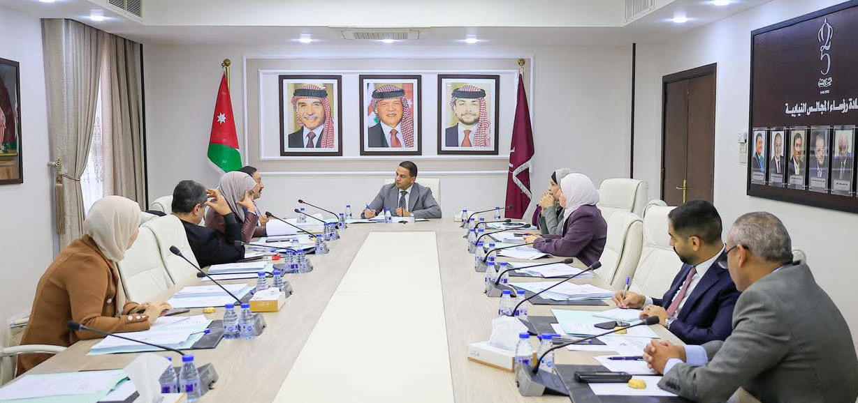 صورة حول : لجنة الطاقة النيابية تستعرض خطة تعزيز أمن الطاقة وتطوير قطاع الثروة المعدنية لجنة الطاقة النيابية تستعرض خطة تعزيز أمن الطاقة وتطوير قطاع الثروة المعدنية