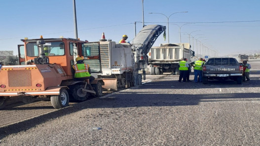 صورة حول : الأشغال: 63 مشروعا قيد التنفيذ بقيمة 180 مليون دينار الأشغال: 63 مشروعا قيد التنفيذ بقيمة 180 مليون دينار