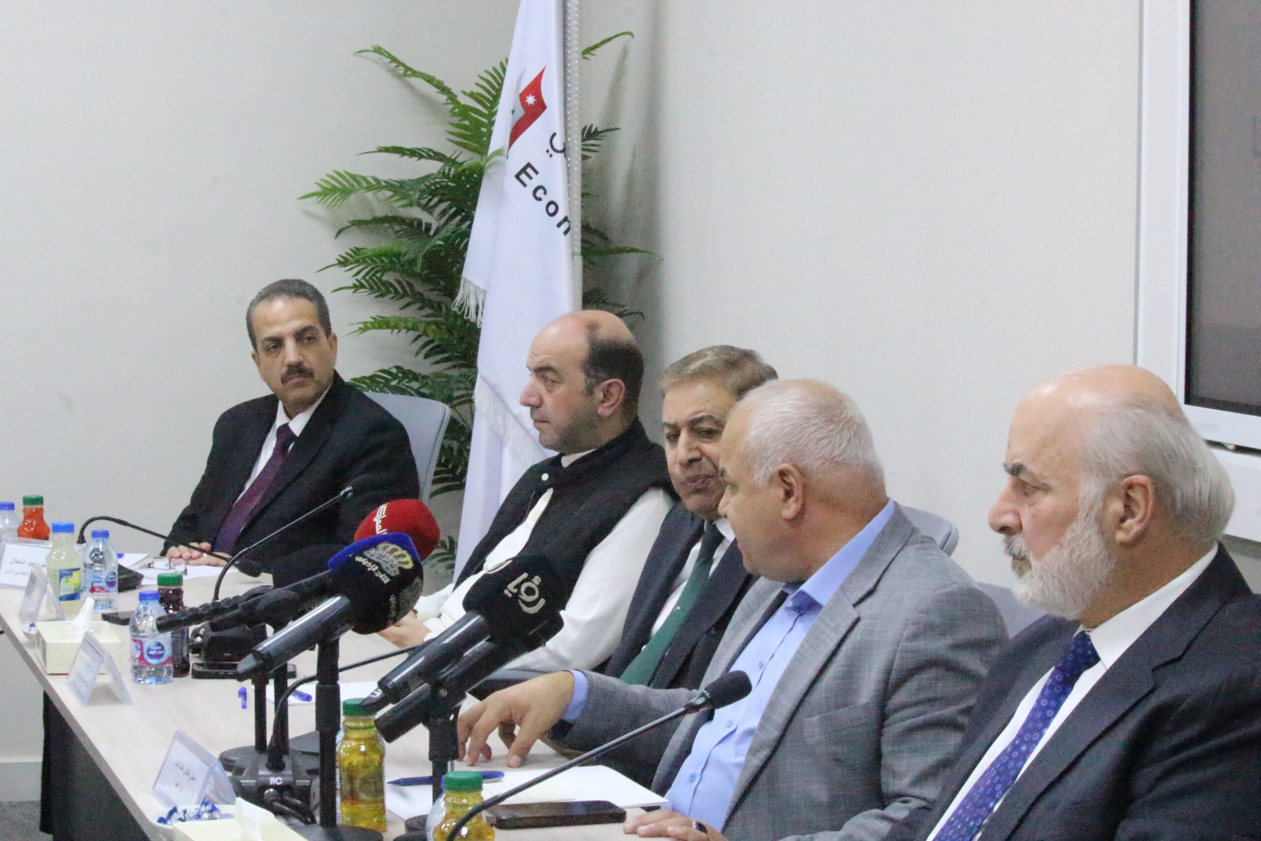 المجلس الاقتصادي والاجتماعي يناقش مخرجات زيارة الملك لآسيا "فيديو وصور "