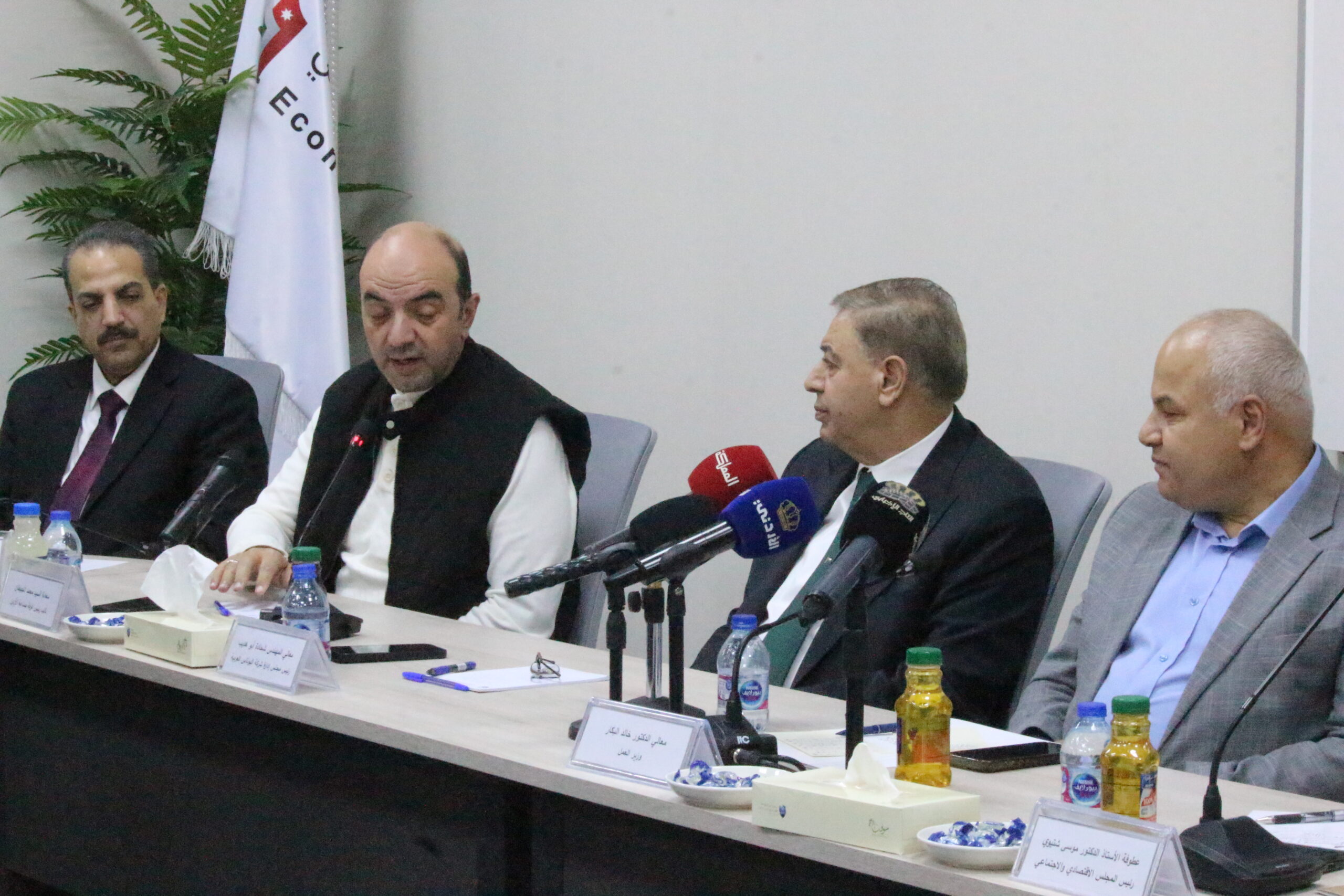 المجلس الاقتصادي والاجتماعي يناقش مخرجات زيارة الملك لآسيا "فيديو وصور "