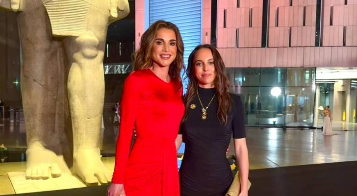 صورة حول : الملكة: "أحلى رحلة عبر الزمن مع حبيبتي" الملكة: "أحلى رحلة عبر الزمن مع حبيبتي"