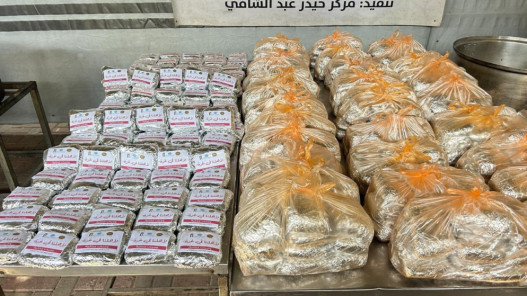 صورة حول : الخيرية الهاشمية تواصل توزيع الوجبات الساخنة بغزة الخيرية الهاشمية تواصل توزيع الوجبات الساخنة بغزة