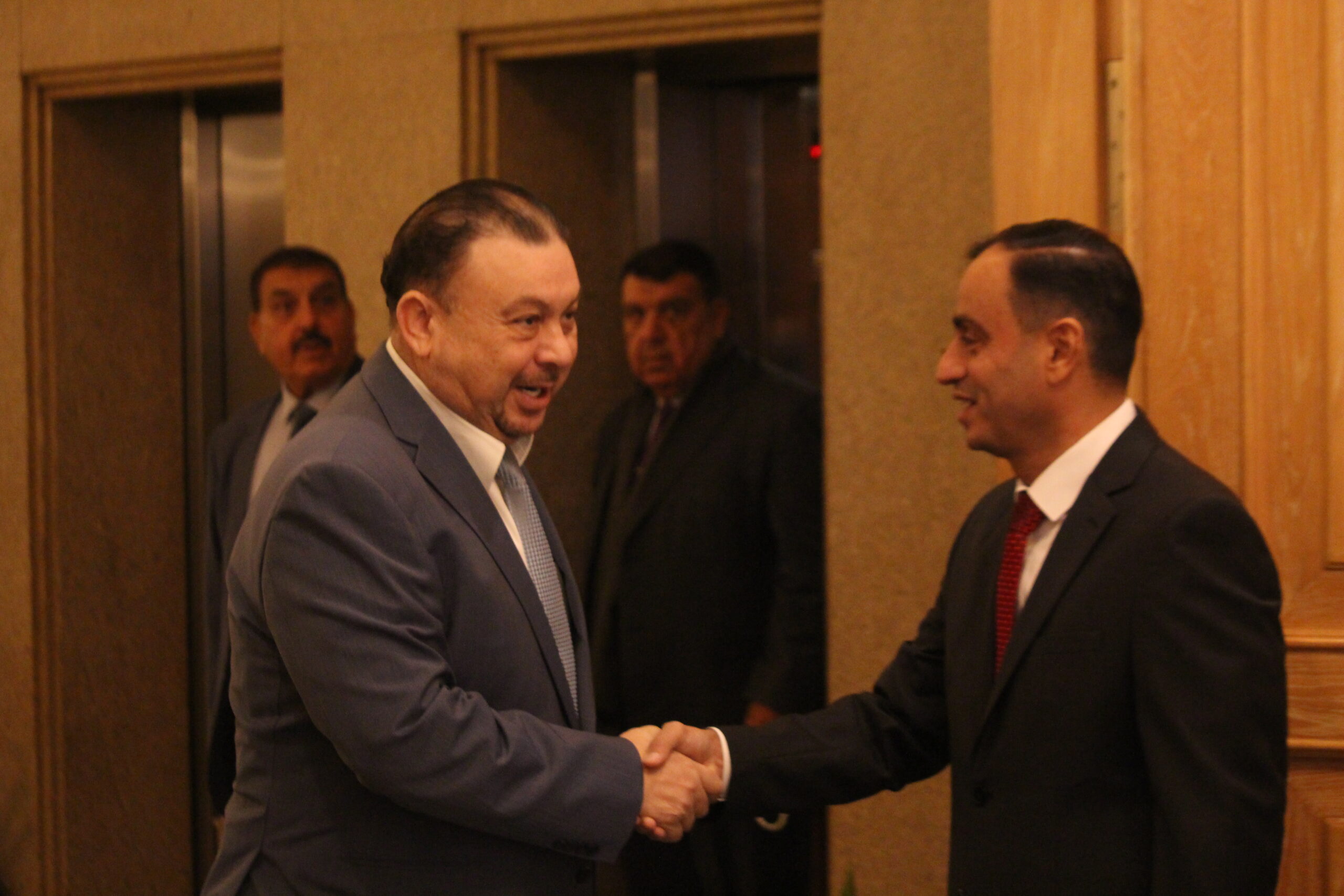 الكابتن الطيار دريد اللواما يولم بمناسبة زفاف نجله