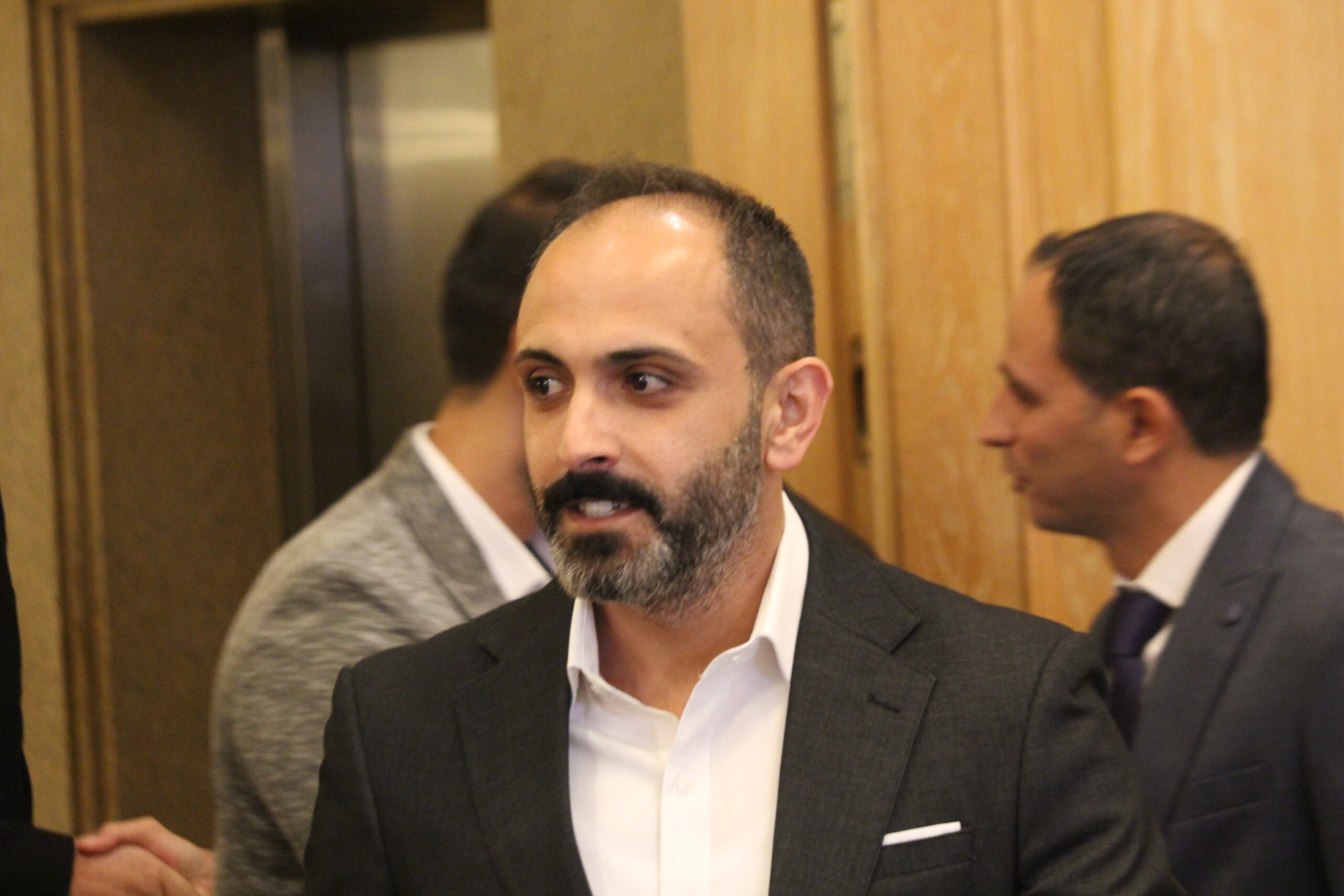 الكابتن الطيار دريد اللواما يولم بمناسبة زفاف نجله