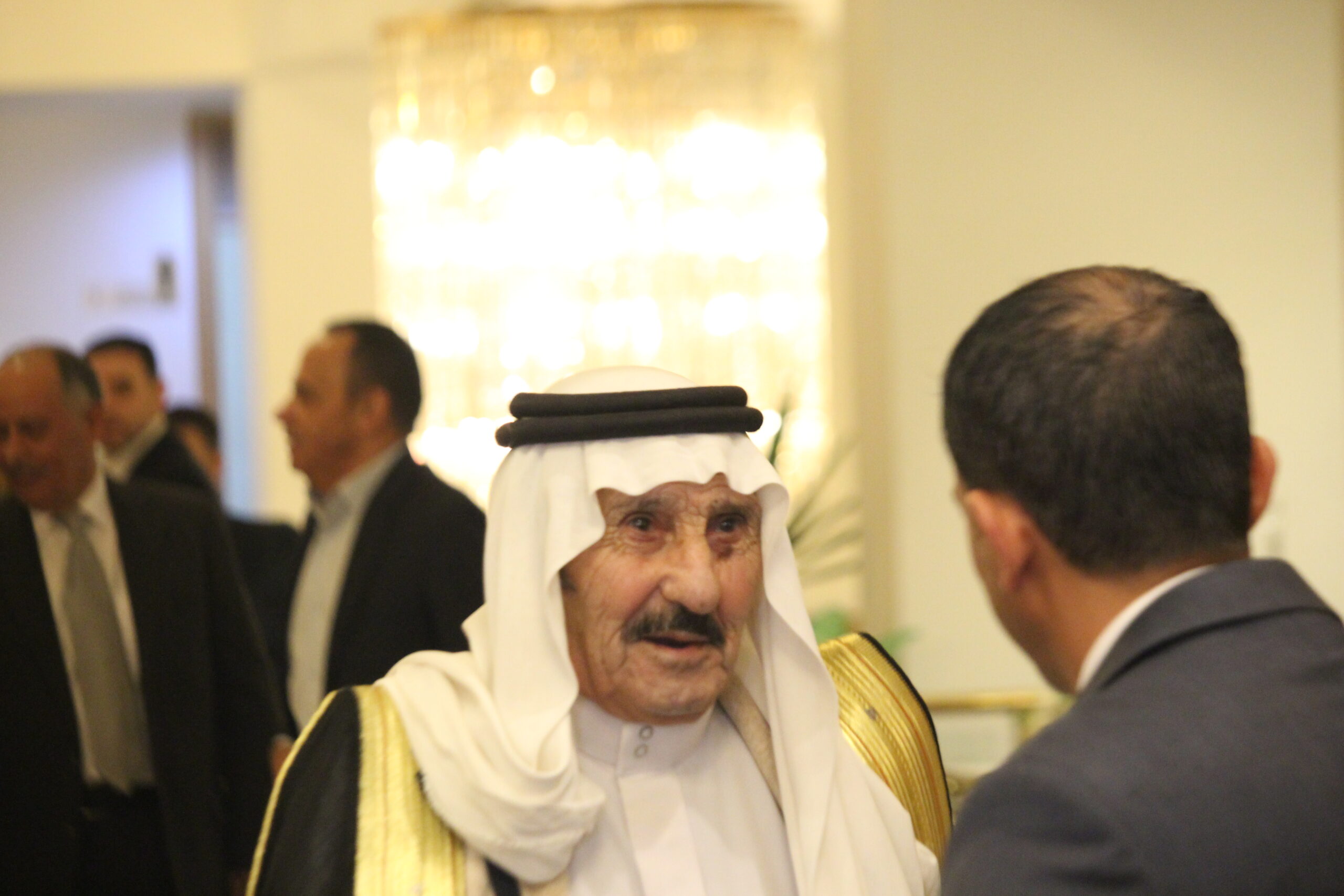 الكابتن الطيار دريد اللواما يولم بمناسبة زفاف نجله