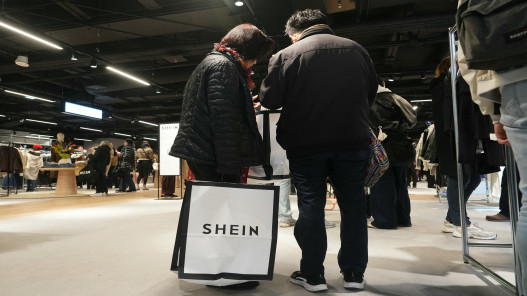 تحركات فرنسية لتعليق "شي ان"