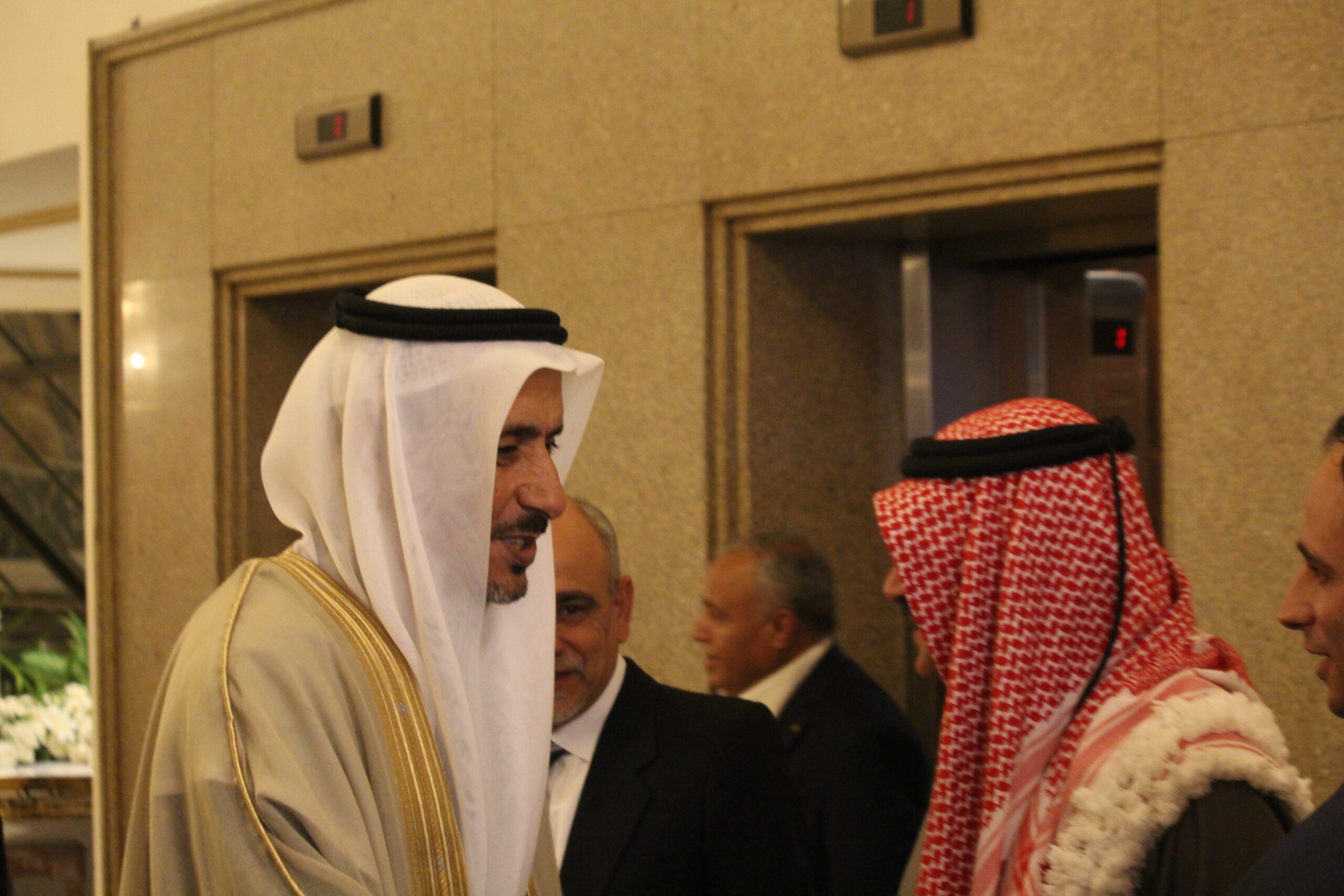 الكابتن الطيار دريد اللواما يولم بمناسبة زفاف نجله