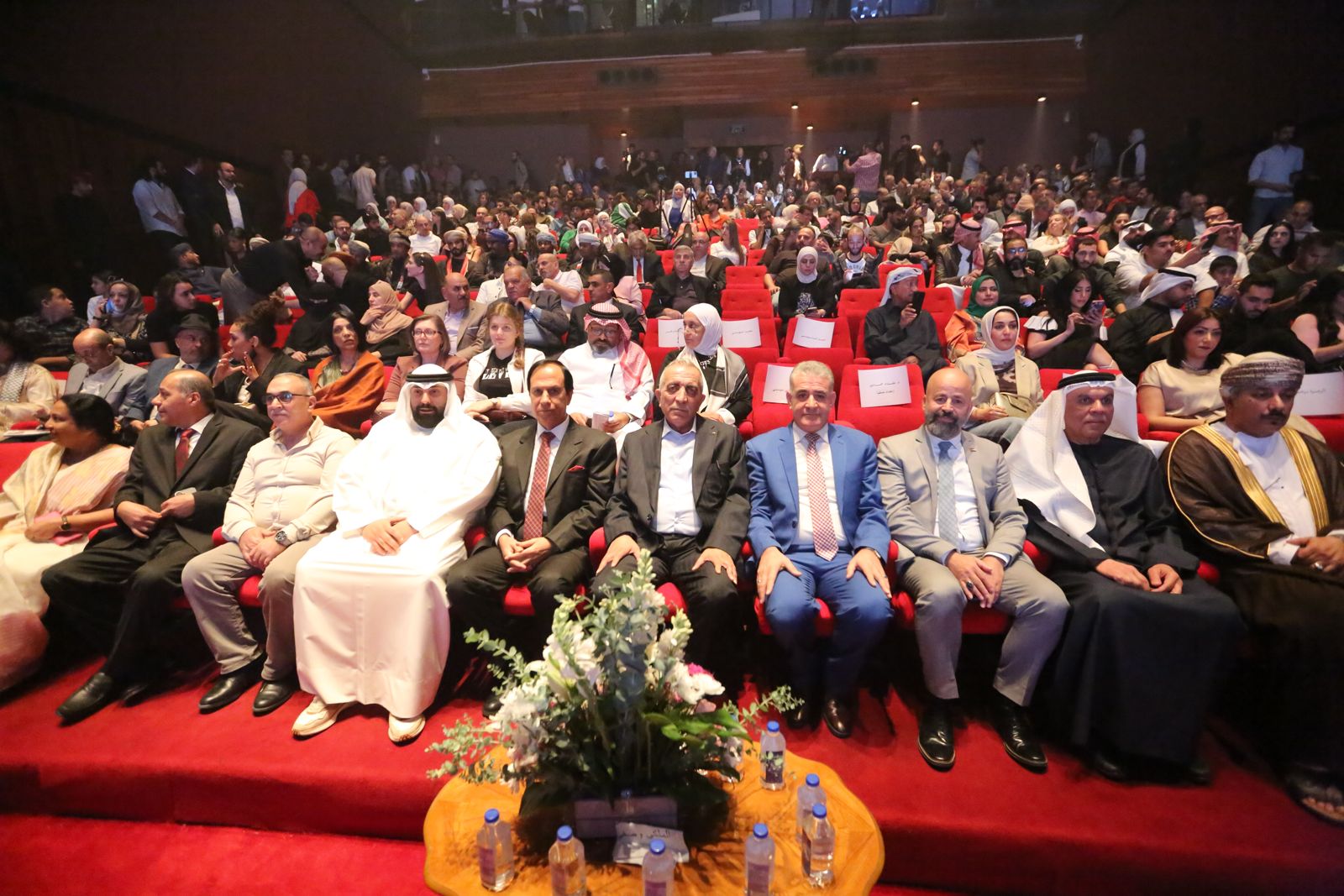 صورة حول : انطلاق فعاليات مهرجان الأردن المسرحي الـ 30 انطلاق فعاليات مهرجان الأردن المسرحي الـ 30