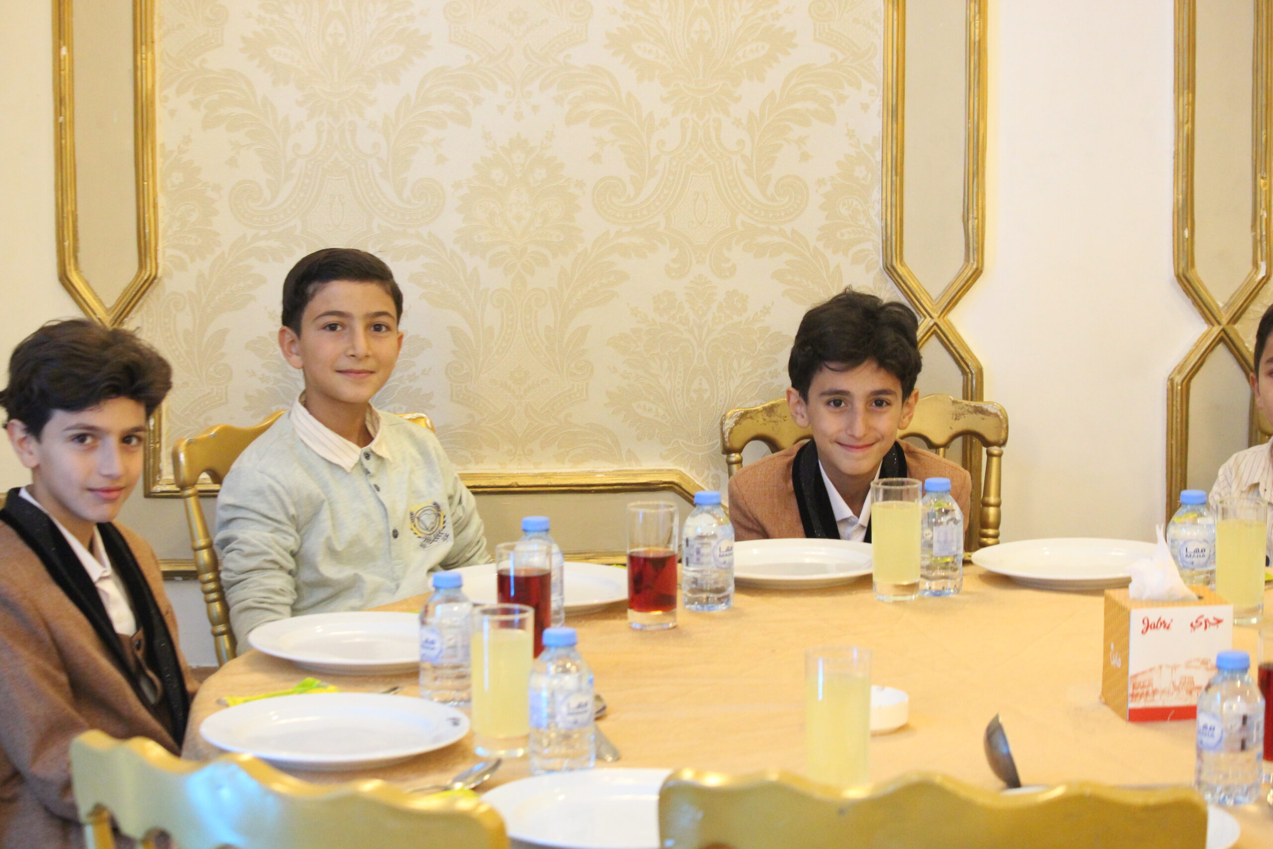 الكابتن الطيار دريد اللواما يولم بمناسبة زفاف نجله