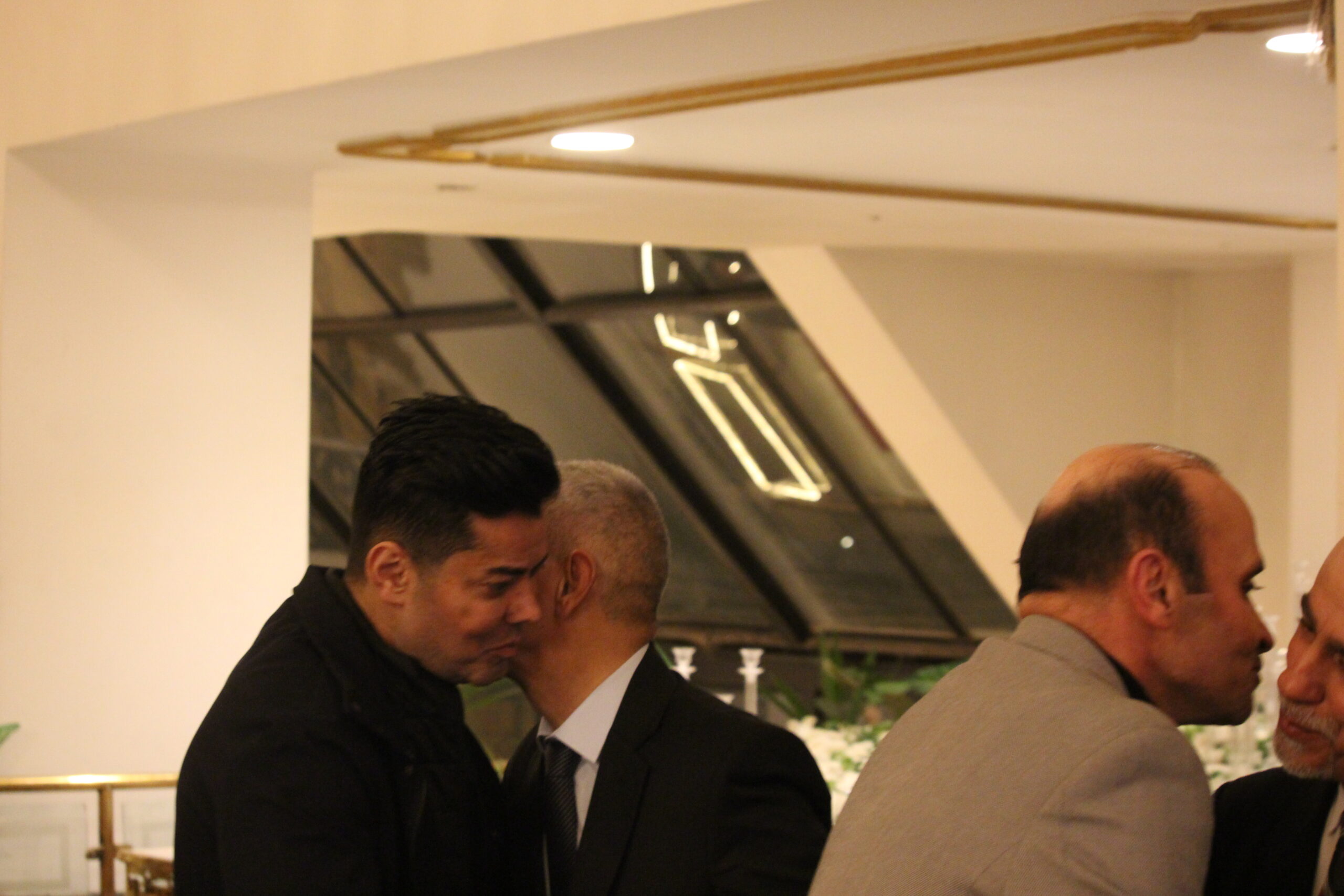 الكابتن الطيار دريد اللواما يولم بمناسبة زفاف نجله